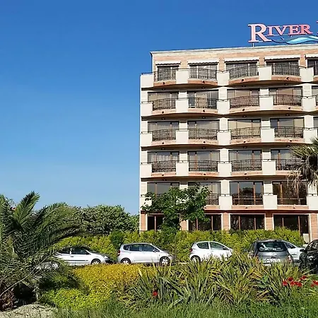 Apartment In River Park-2