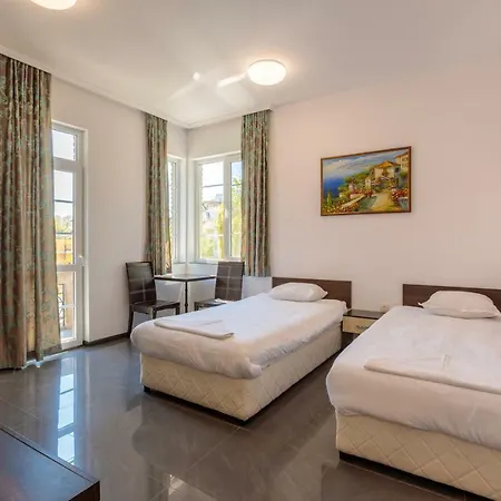 Seaside Guest Rooms-2
