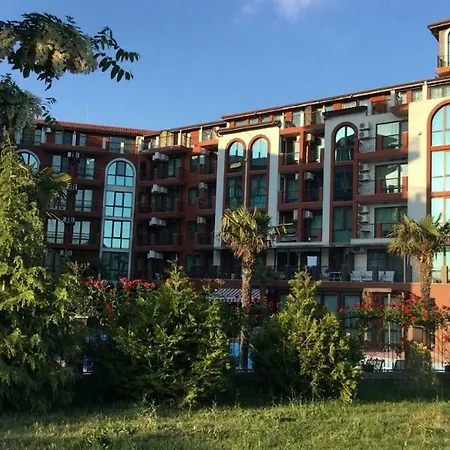 Private Apartment In Chateau Del Marina-3