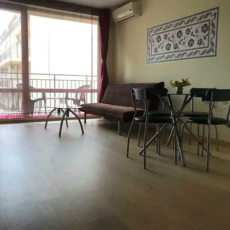 Private Holiday & Orchid Golf Club Apartments-2