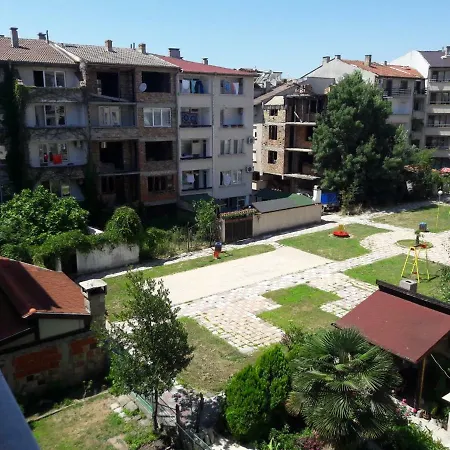 Стаи За Гости Петрови-3
