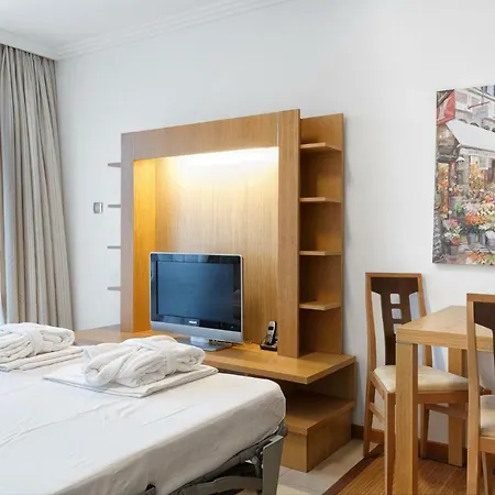 Private Apartments In Emerald-2