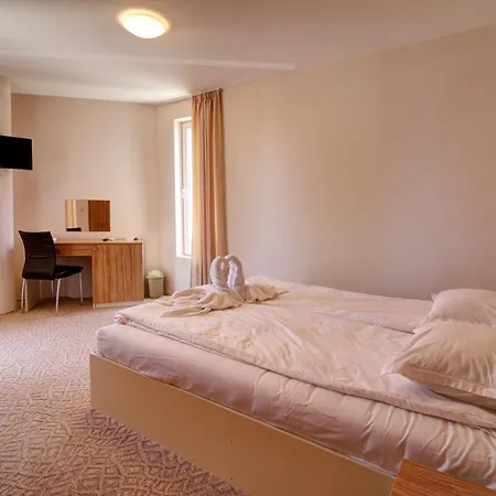Hotel Mida-3