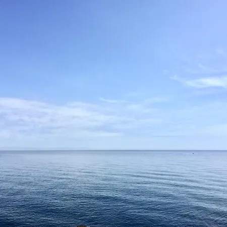 Deep Blue Guest House-2