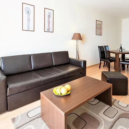Charming 1 Bedroom Apartment For Up To 4 Guests-2