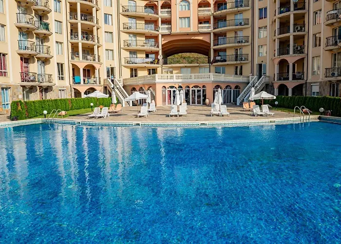 Menada Negresco Apartments Елените