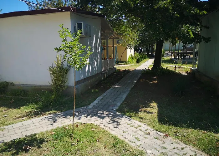 Bungalows St. Nicola Ахтопол