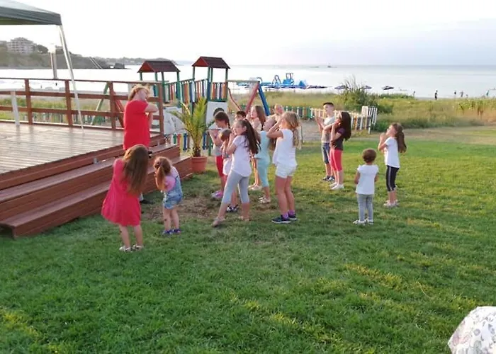 Toma'S Residence - Front Beach Царево