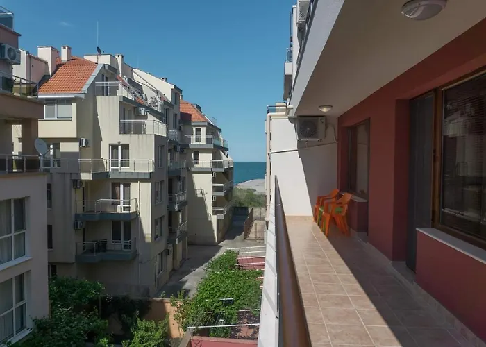 Pet friendly Rent Apartments Martin Beach Pomorie