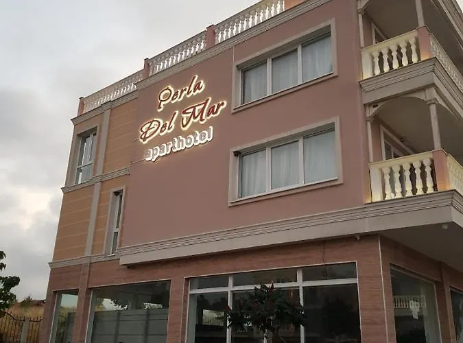 Perla Del Mar Aparthotel Лозенец