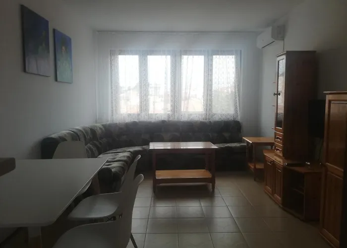 Pet friendly Apartments Anita Pomorie