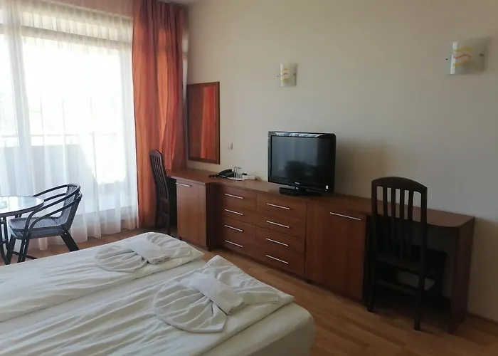 Апарт Хотел ВРИС Царево