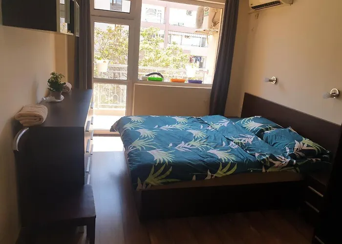 Haustierfreundliches Sunny Apartment Burgas City