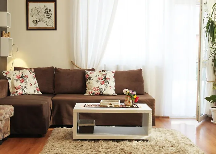Sunny Day Apartment Pomorie