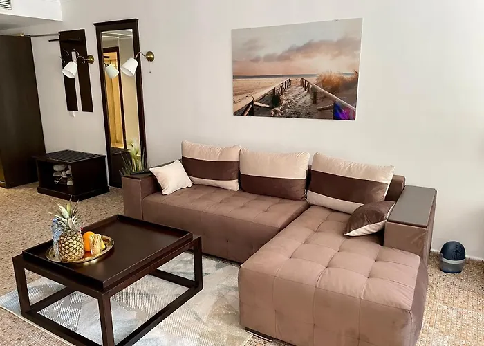 Royal Beach Apartments - 5M To Pool, 100M To Beach Sunny Beach