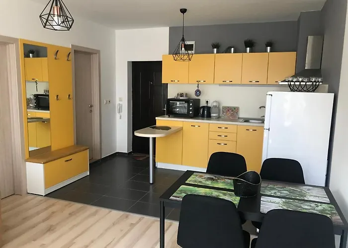 Натали Apartment Pomorie