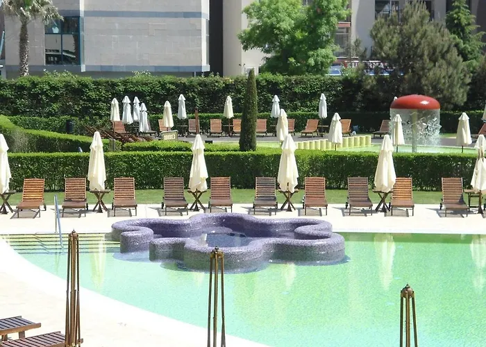 Huisdiervriedelijke Spacious Studio In 5-Star Hotel Complex "Royal Garden" - Lux Sunny Beach