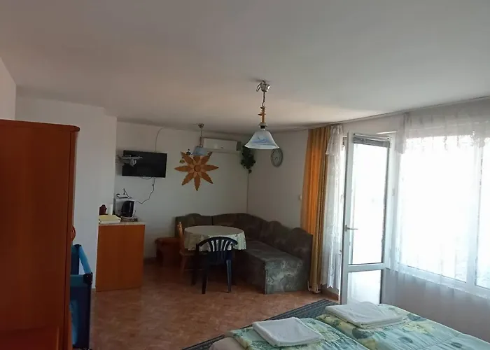 Haustierfreundliches Vazov Studios Pomorie