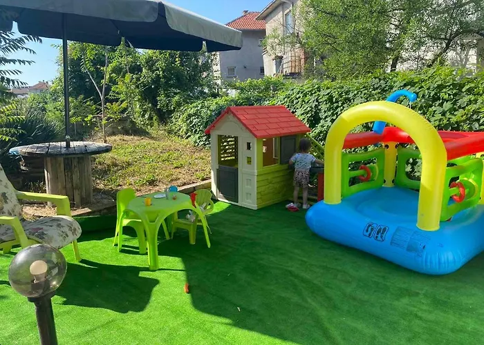 Jacky'S House Hotel Черноморец