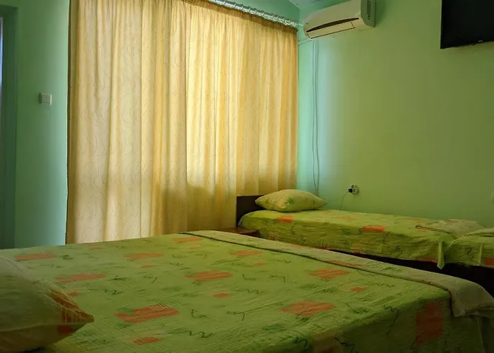 Stoyanovi Guest House Черноморец
