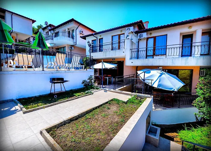 Villa Aspen Guest House Primorsko