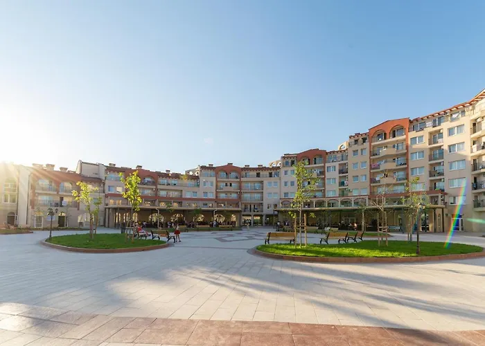 Sunrise River Beach Resort Ахелой