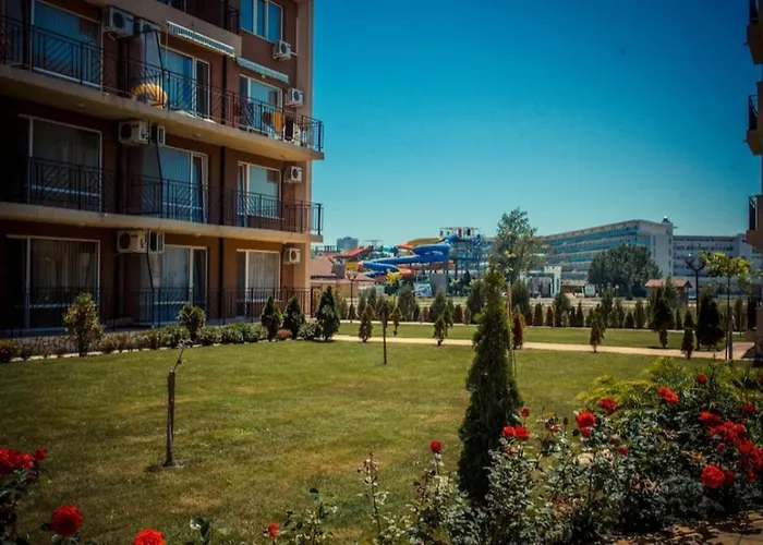 Apartment At Sunny Beach, Солнечный Берег admite animales