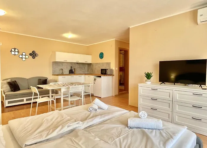 Green Fort Noks - Private Apartment - Bsr - 1 Sunny Beach