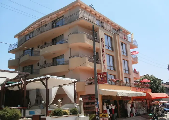 Europa Guest House Китен