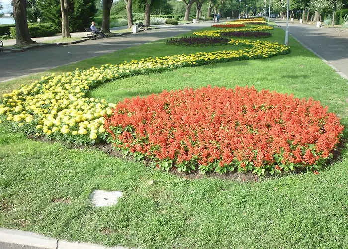 Sea Garden Plaza Apartment - Free Parking Burgas City