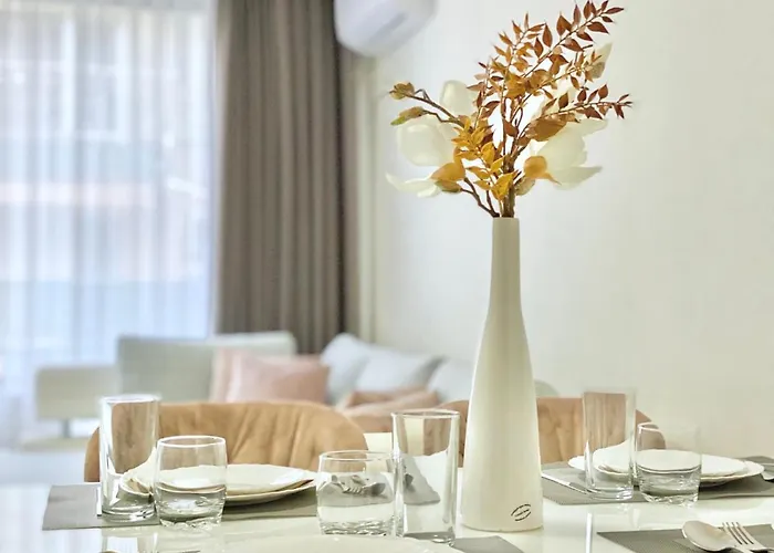 Pet friendly Modern Apartment For 4 Guests Sea View & Free Parking Pomorie