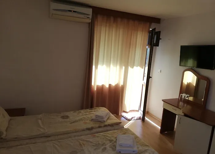 Hotel Strinava Primorsko