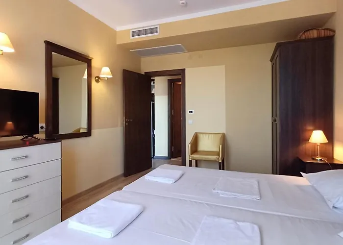 Royal Beach Private Apartments Sunny Beach