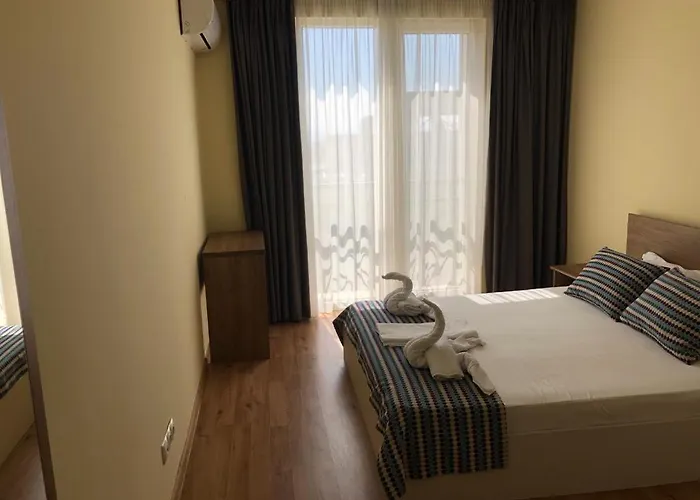 Flora Beach Private Aparthotel Pomorie
