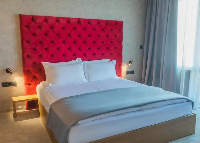 The Lodge Hotel Царево