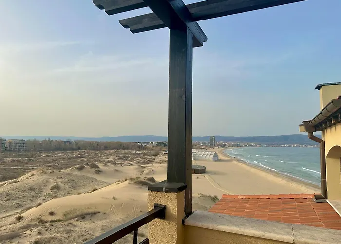 Oazis Vip Club Aparthotel Слънчев бряг