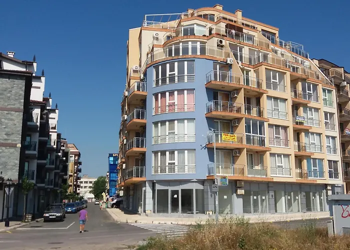Golden Sea View Apartments Pomorie