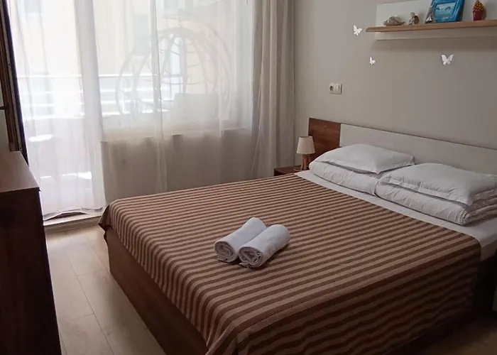 Megi Luxury Apartments Pomorie