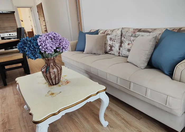 Apartment Raya Obsor
