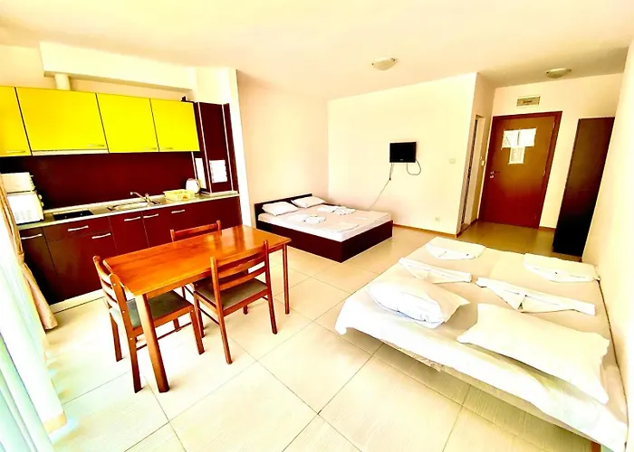 Grand Kamelia Holiday Apartments Sunny Beach