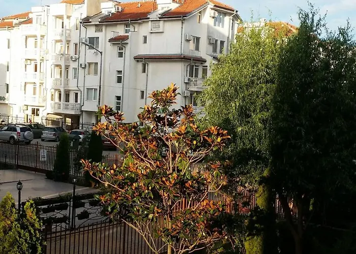 Haustierfreundliches Orange Residence Slantschew brjag