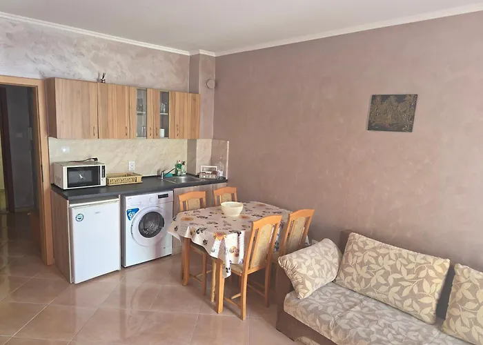 Apartments Dani Pomorie