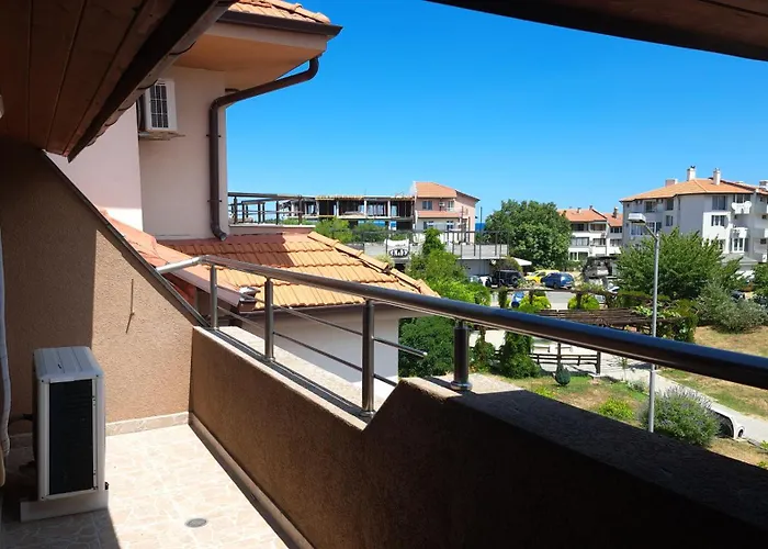 Estreya Hotel Царево