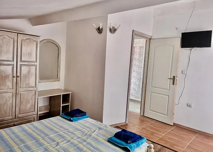 Paunovi Guest House Primorsko