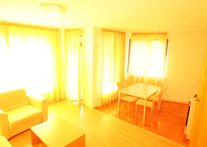 Pet friendly Sea Grace Aparthotel Nesebar