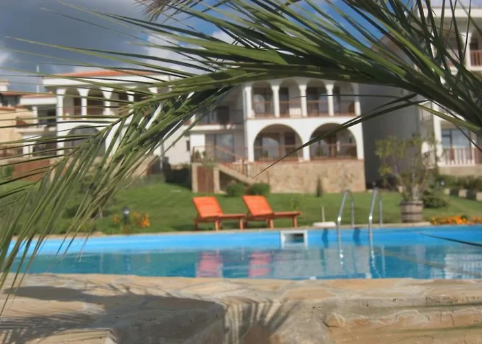 Breeze Apartment Complex Sweti Wlas