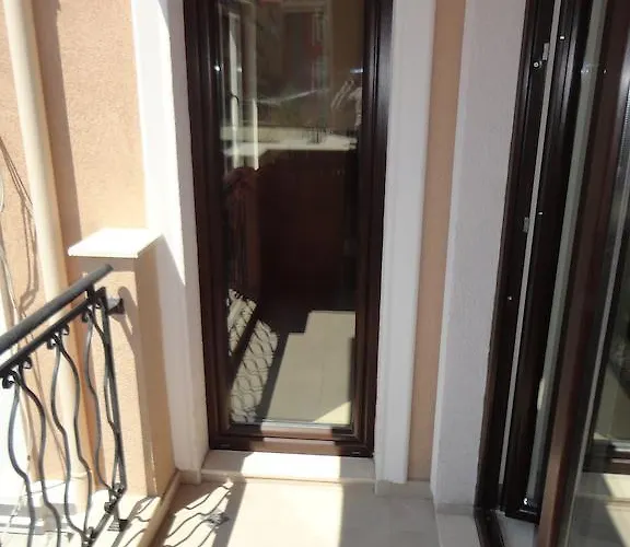 Pet friendly Holiday Apartments In Pomorie