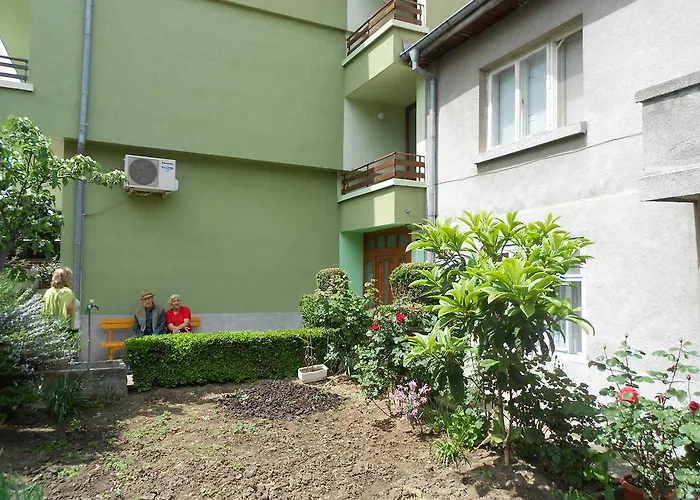 Nelly Guest House Sosopol
