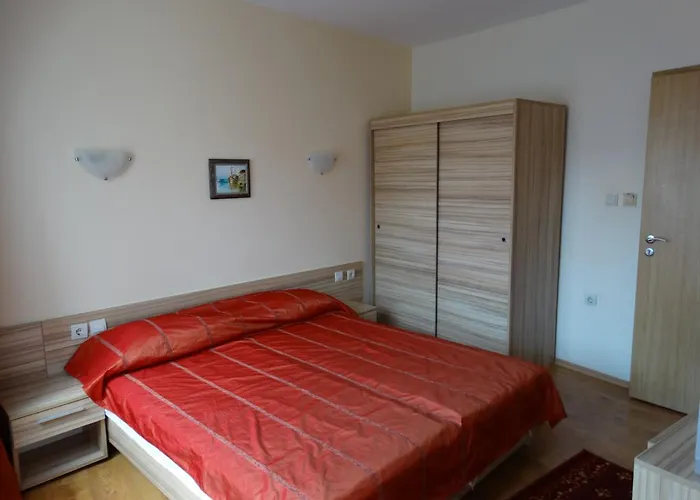 Къща за гости Червено Hotel Созопол