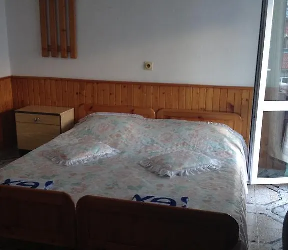 Central Guesthouse Nesebyr